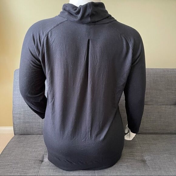 Soft Black Turtleneck Tunic - Picture 5 of 5